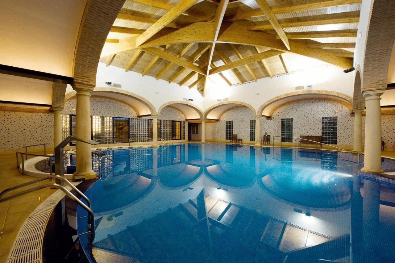 Balneario Cervantes ซานตาครูซ เด มูเดลา ภายนอก รูปภาพ
