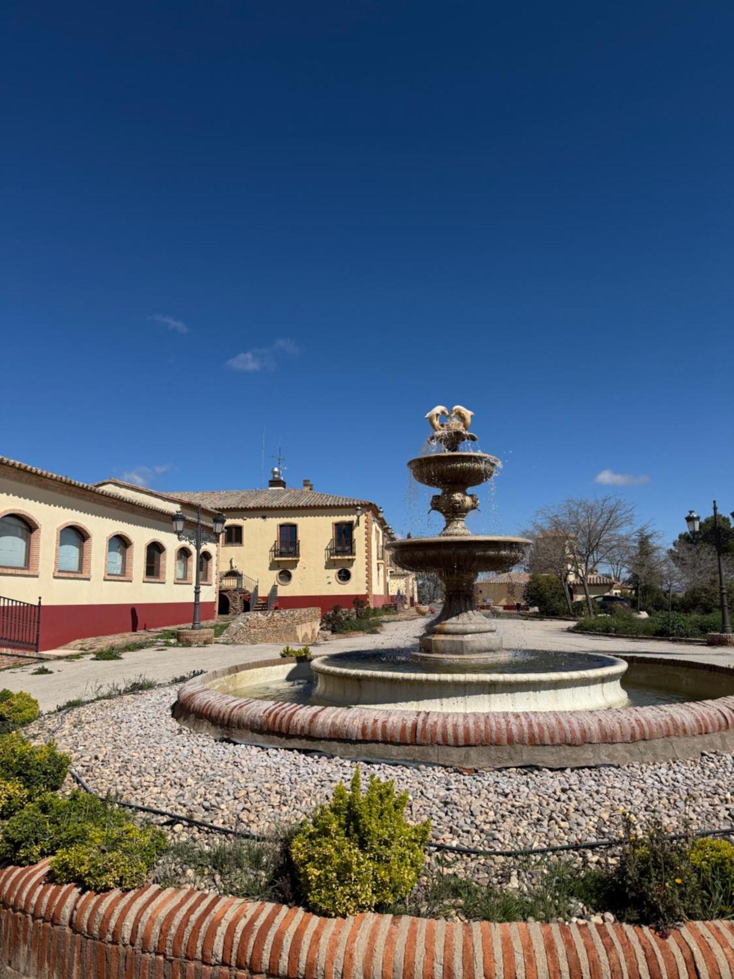 Balneario Cervantes ซานตาครูซ เด มูเดลา ภายนอก รูปภาพ