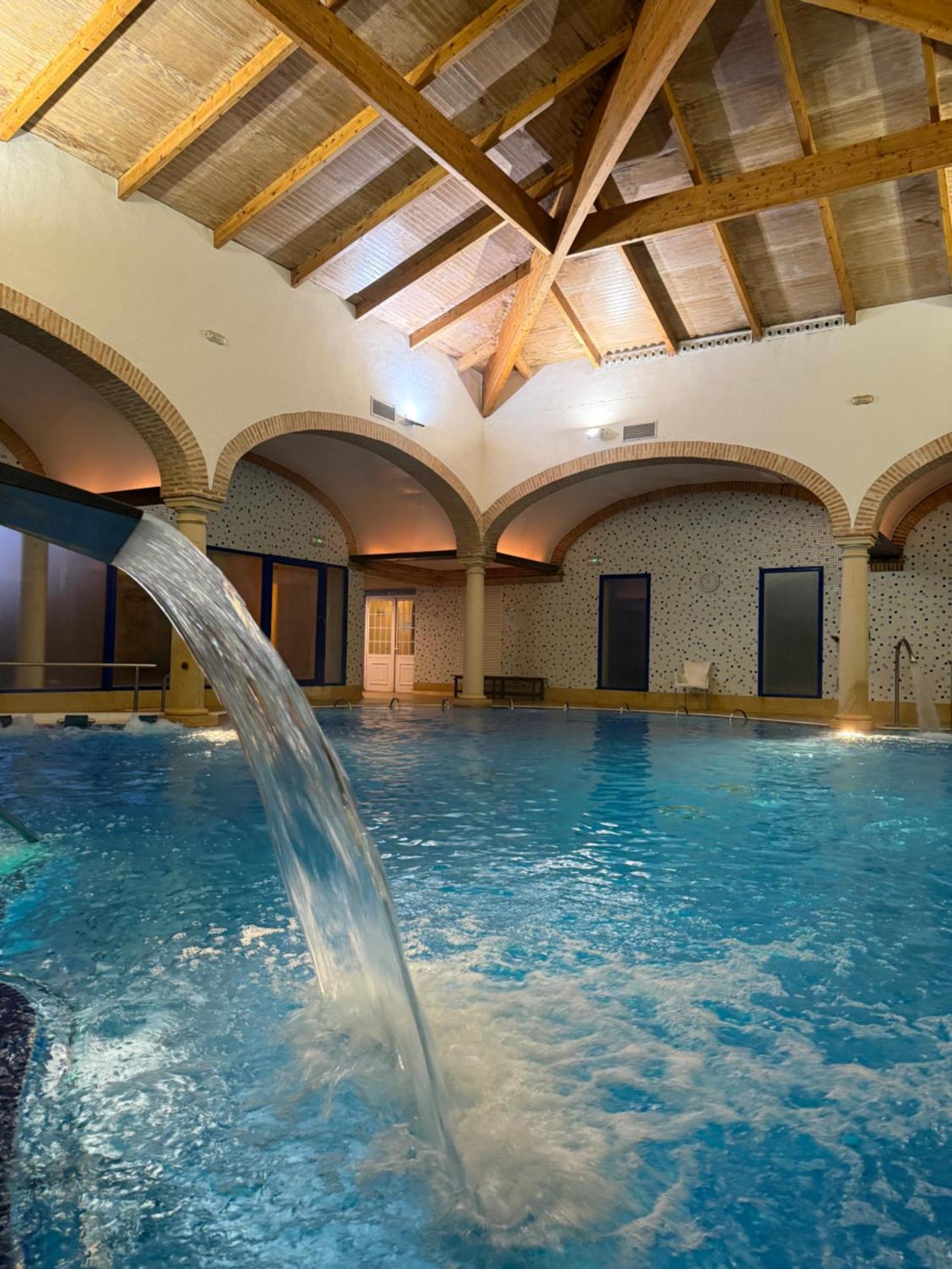 Balneario Cervantes ซานตาครูซ เด มูเดลา ภายนอก รูปภาพ