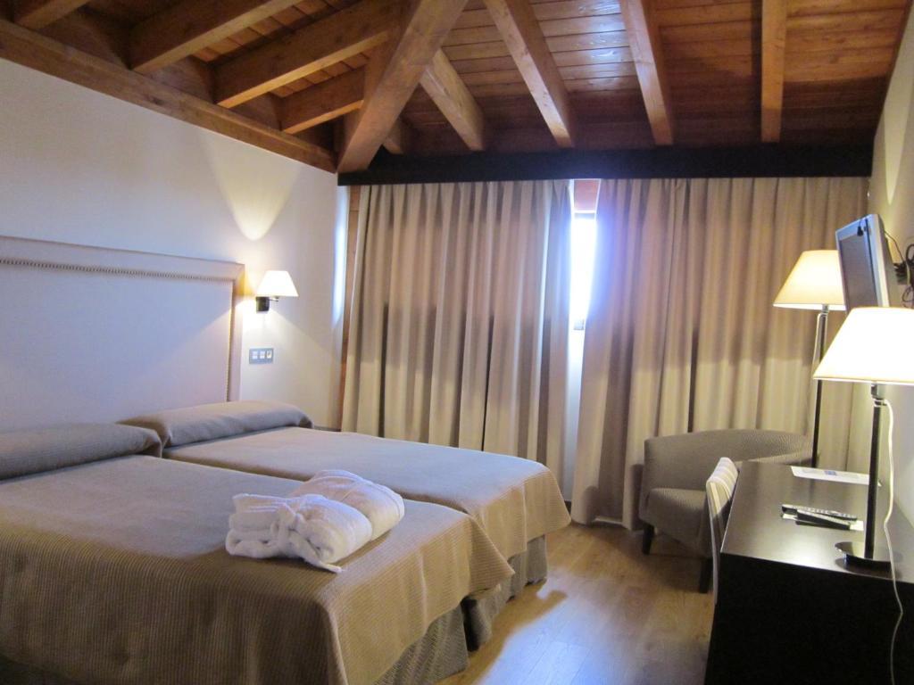 Balneario Cervantes ซานตาครูซ เด มูเดลา ห้อง รูปภาพ